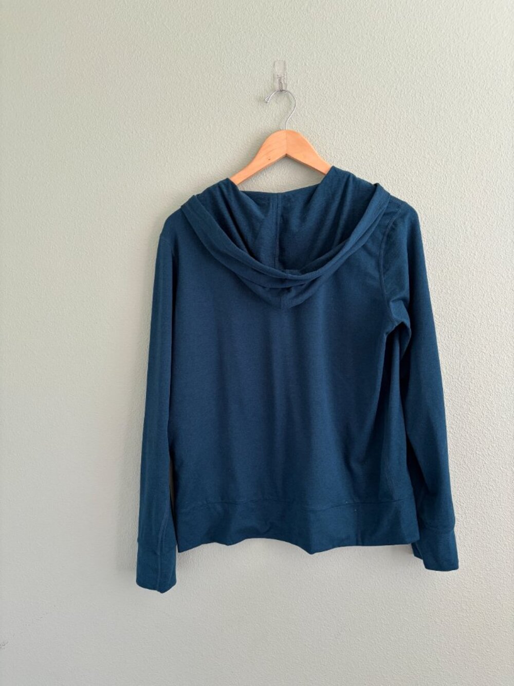 Vuori HALO PERFORMANCE HOODIE 2.0 - Size M - Picture 3 of 8